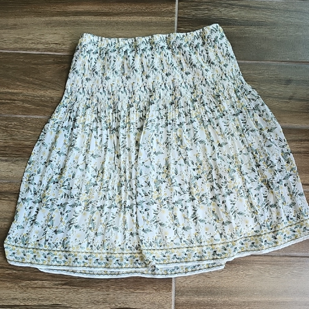 Max Studio Cream and Green Floral Skater Skirt